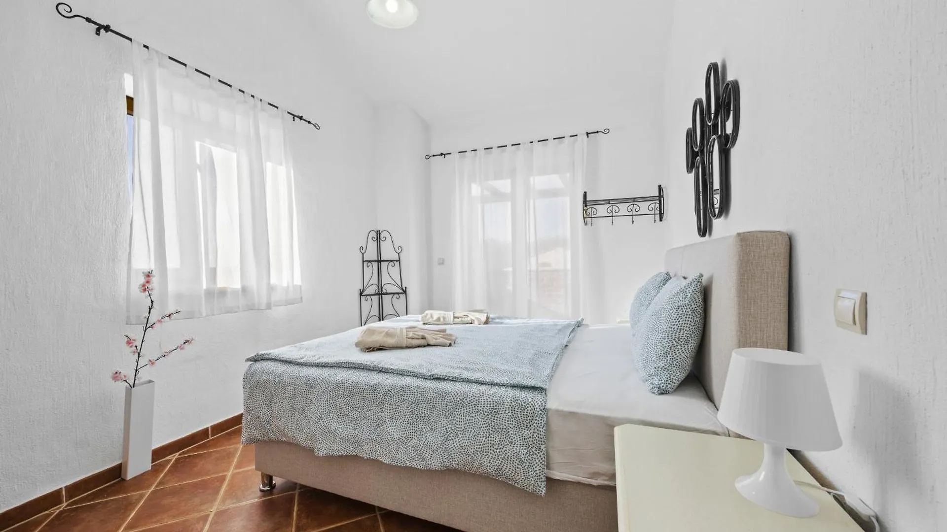 Villa Ana Paradiz For 8 People In Central Istria With Private Pool & Pet Friendly Jursici