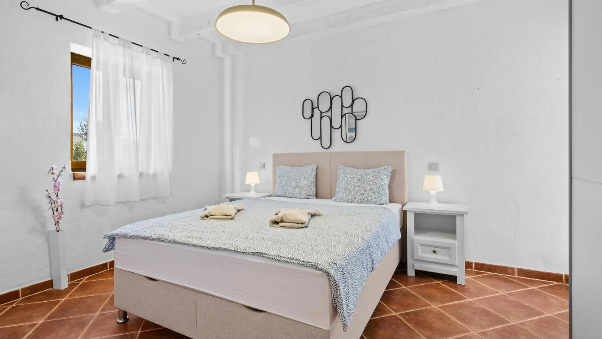 Villa Ana Paradiz For 8 People In Central Istria With Private Pool & Pet Friendly Jursici